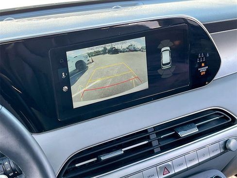 Used 2022 Hyundai Palisade SEL w/ Premium Package image 14