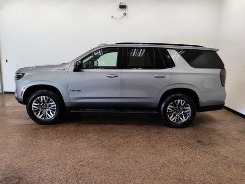 Used 2025 Chevrolet Tahoe Z71 AWD/4WD image 2
