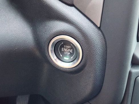 Used 2024 Chevrolet Silverado 1500 Custom image 8