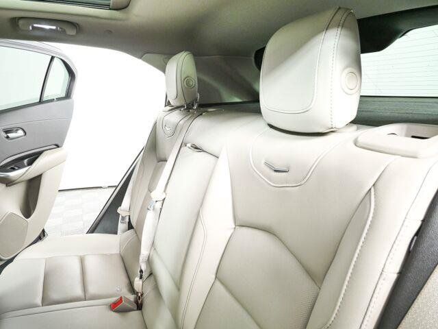 Used 2021 Cadillac XT4 Premium Luxury FWD image 20