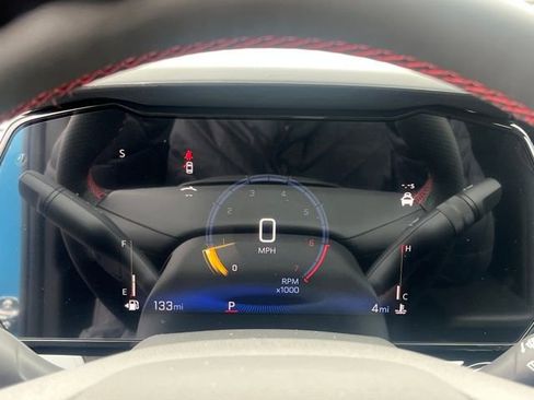 New 2026 Chevrolet Trax RS w/ Sunroof Package image 28