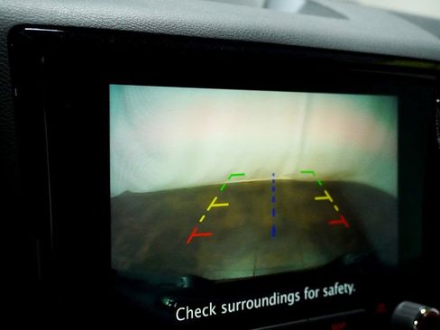 Used 2023 Nissan Frontier PRO-4X w/ Technology Package image 21