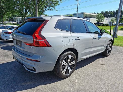 Certified 2025 Volvo XC60 T8 Core w/ Climate Package image 6