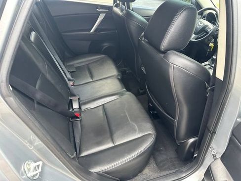 Used 2012 MAZDA MAZDA3 i Grand Touring w/ Tech Pkg FWD image 10