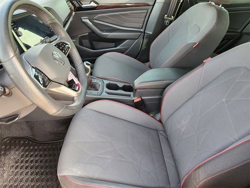 Used 2024 Volkswagen Jetta GLI 40th Anniversary Edition image 14