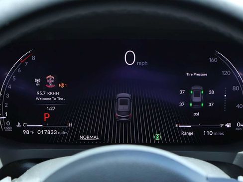 Certified 2025 Acura MDX FWD w/ Technology Package image 18