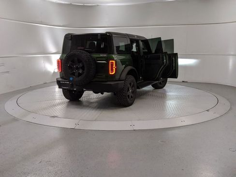 New 2025 Ford Bronco Outer Banks image 9