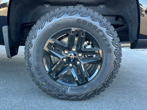 New 2026 Chevrolet Silverado 1500 LT Trail Boss w/ Safety Package image 32