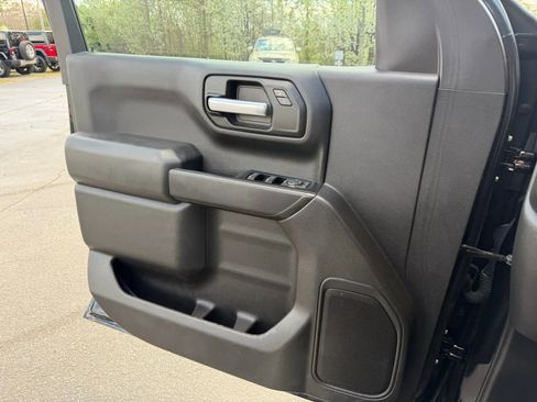 Used 2019 Chevrolet Silverado 1500 Custom image 29