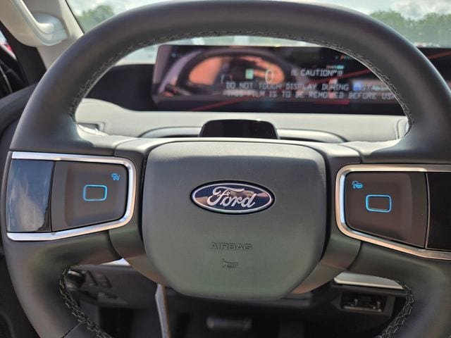 New 2026 Ford Expedition Platinum w/ Driver's Package AWD/4WD image 24
