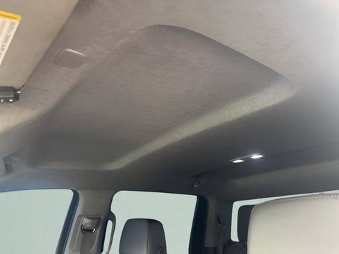 Used 2023 GMC Sierra 2500 Pro w/ Gooseneck/5TH Wheel Package image 21