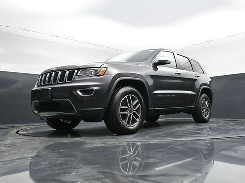 Used 2019 Jeep Grand Cherokee Limited AWD/4WD image 37