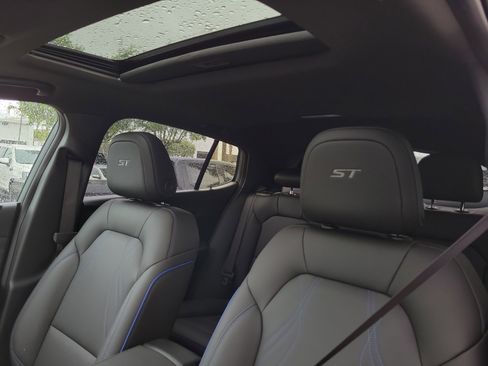 New 2026 Buick Envista Sport Touring FWD image 21