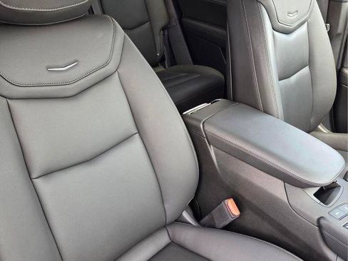 Certified 2025 Cadillac XT6 Luxury FWD image 23