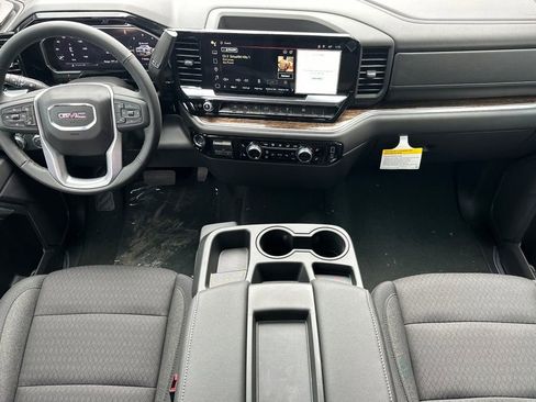 New 2026 GMC Sierra 1500 SLE w/ Preferred Package AWD/4WD image 11