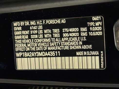 Certified 2021 Porsche Cayenne Coupe AWD/4WD image 26