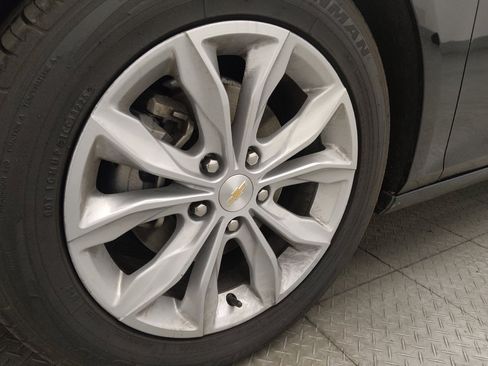 Used 2025 Chevrolet Malibu LT image 31