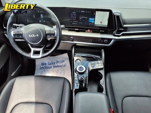 Certified 2023 Kia Sportage EX image 8