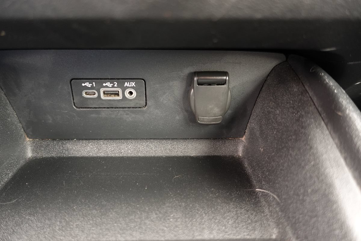Used 2020 Nissan Altima 2.5 S FWD image 40