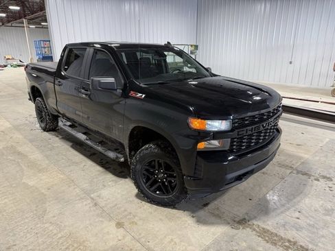 Used 2021 Chevrolet Silverado 1500 Custom Trail Boss w/ Midnight Edition image 32