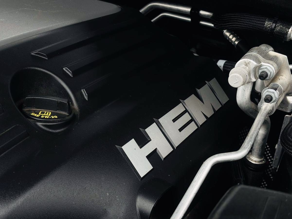 Used 2021 Dodge Durango R/T w/ Technology Group AWD/4WD image 24