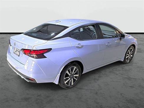 Used 2025 Nissan Versa SV w/ Trunk Package FWD image 4