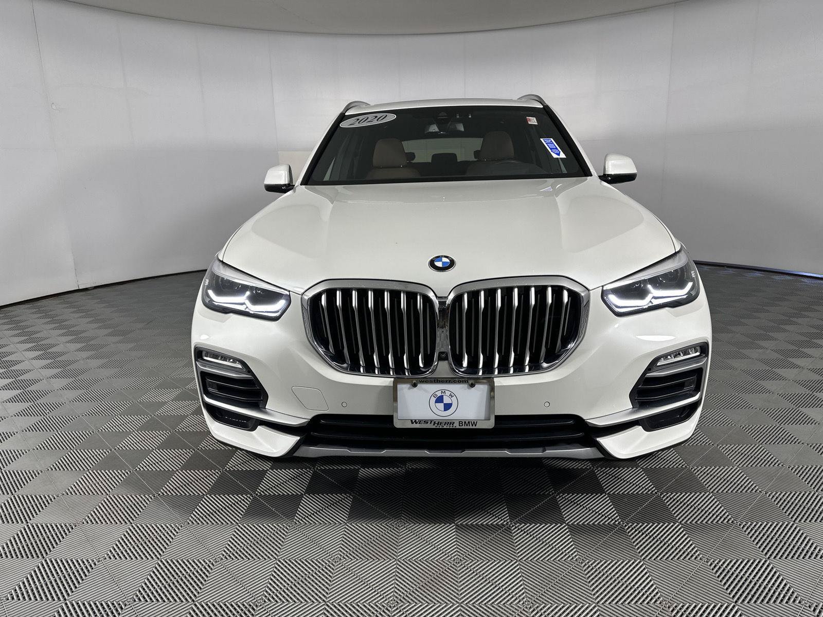 Used 2020 BMW X5 xDrive40i w/ Premium Package AWD/4WD image 2