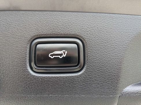 Used 2022 Hyundai Palisade Calligraphy w/ Winter Package FWD image 18