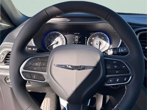 New 2026 Chrysler Pacifica Select image 14