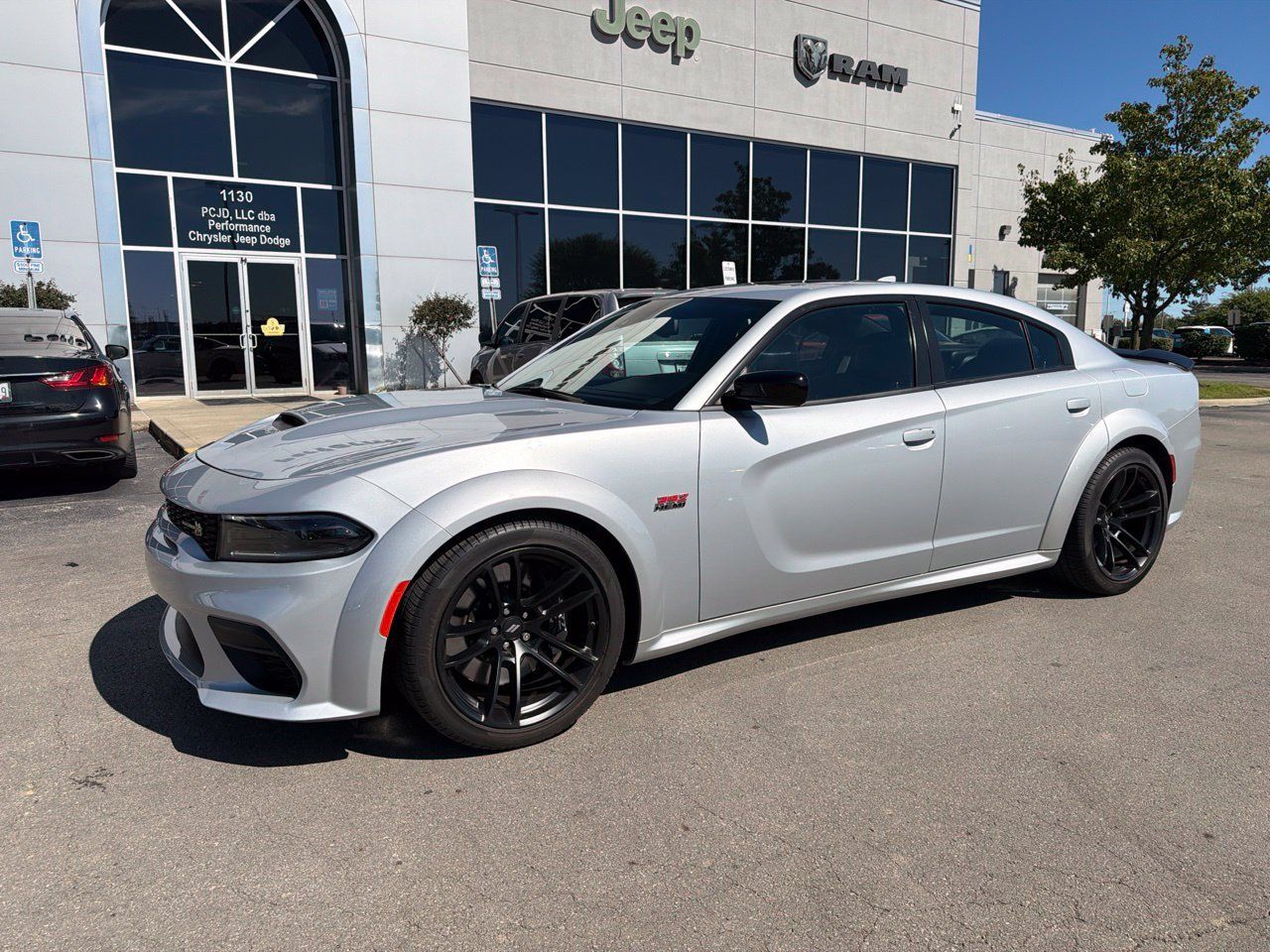 Used 2023 Dodge Charger Scat Pack RWD image 4
