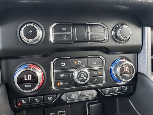 Used 2021 GMC Yukon SLT w/ SLT Luxury Plus Package image 27