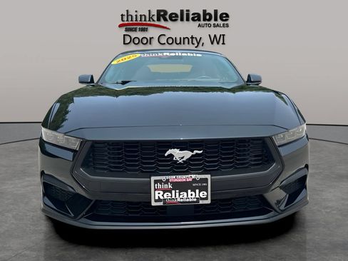 Used 2025 Ford Mustang Premium RWD image 10