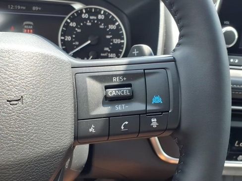 Certified 2025 Nissan Rogue SV w/ SV Premium Package AWD/4WD image 25