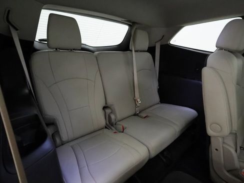 Used 2021 Buick Enclave Essence w/ Sound and Sites Package image 21