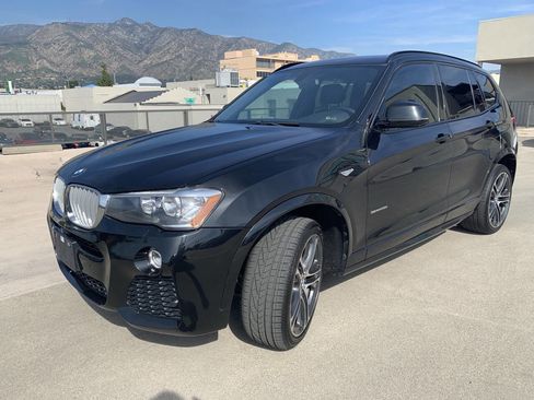 Used 2017 BMW X3 sDrive28i image 2
