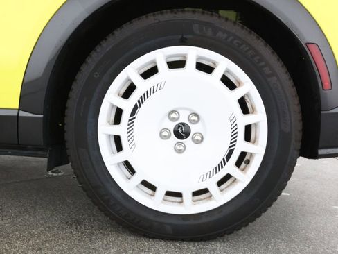 Used 2024 Ford Mustang Mach-E GT image 9