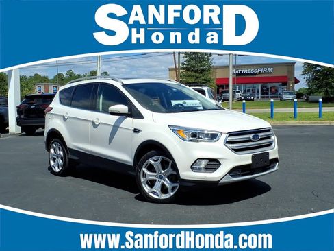 Used 2019 Ford Escape Titanium AWD/4WD image 1