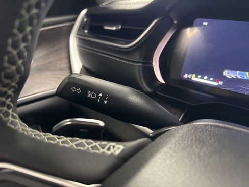 Used 2024 Jeep Grand Cherokee Limited w/ Trailer Tow Package image 40