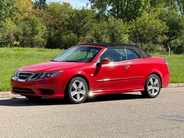 Used 2011 Saab 9-3 Aero FWD image 6