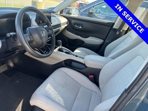 Used 2023 Honda HR-V LX image 6