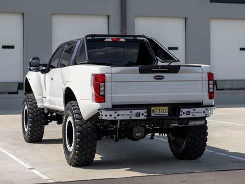 Used 2022 Ford F250 Lariat w/ Lariat Ultimate Package AWD/4WD image 13