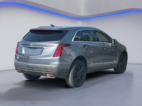 Used 2020 Cadillac XT5 Luxury FWD image 3