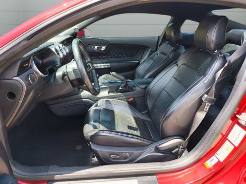 Used 2019 Ford Mustang GT Premium w/ Equipment Group 401A image 10