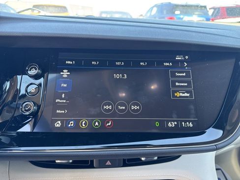 Used 2023 Buick Envision Avenir image 16