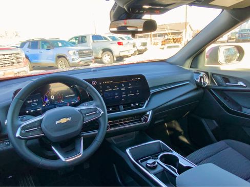 New 2026 Chevrolet Equinox LT image 31