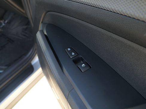 Certified 2025 Kia Sportage LX image 25