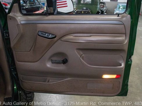 Used 1996 Ford Bronco XLT image 30