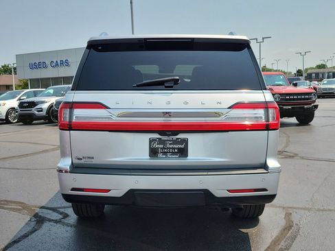 Used 2019 Lincoln Navigator Reserve AWD/4WD image 5