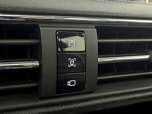 Used 2020 Lincoln Corsair Reserve w/ Equipment Group 202A image 25