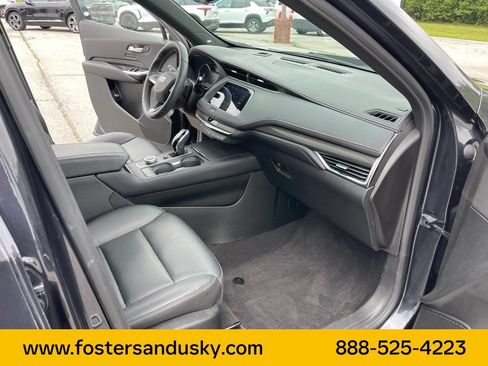 Used 2023 Cadillac XT4 Sport AWD/4WD image 19